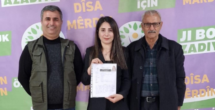 Av. Gülistan Duran Altuntaş, DEM Parti'den Nusaybin Belediyesi için başvuru yaptı