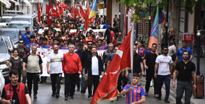 Nusaybin’de Gençlik Haftası kapsamında Gençlik yürüyüşü düzenlendi